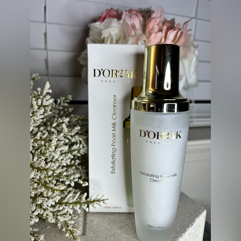 NIB - D’OR24K - Exfoliating Pearl Milk Cleanser
